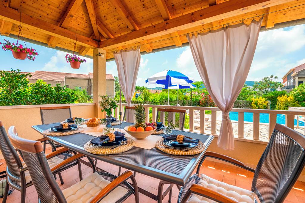 DBV_86918_Villa_Peaceful_Point_0124_03.jpg