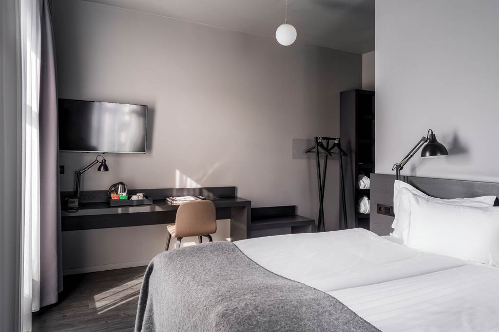 KEF_82033_Skuggi_Hotel_by_Keahotels_1222_01.jpg