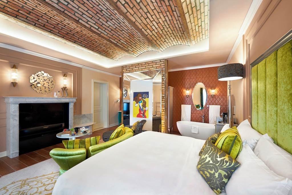 BUD_73943_Aria_Hotel_Budapest_by_Library_Hotel_Collection_1024_07.jpg