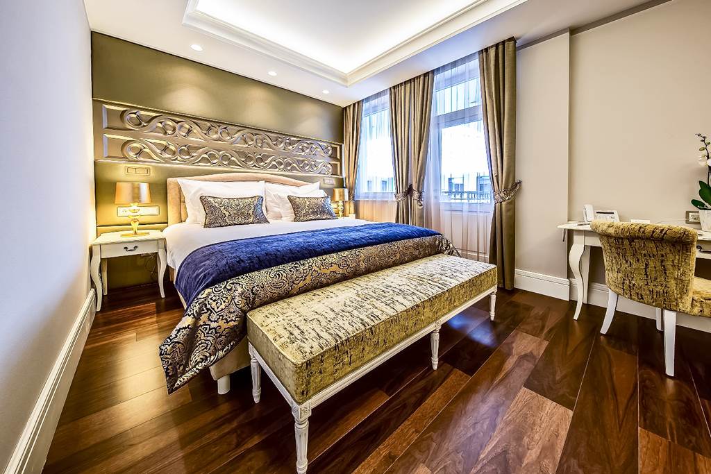 BUD_73950_Prestige_Hotel_0218_01.jpg