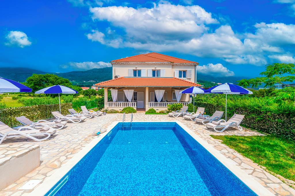DBV_86918_Villa_Peaceful_Point_0124_16.jpg