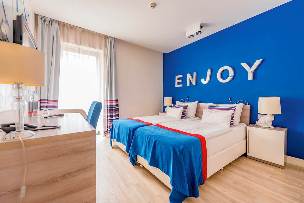 BUD_74354_Estilo_Fashion_Hotel_1021_01.jpg