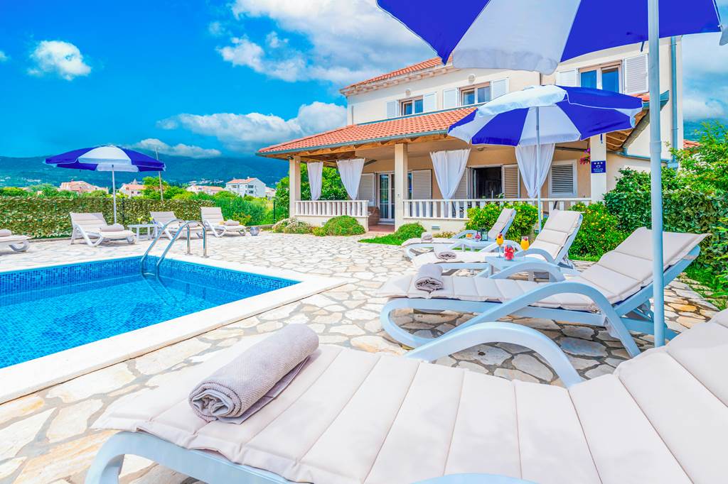 DBV_86918_Villa_Peaceful_Point_0124_17.jpg