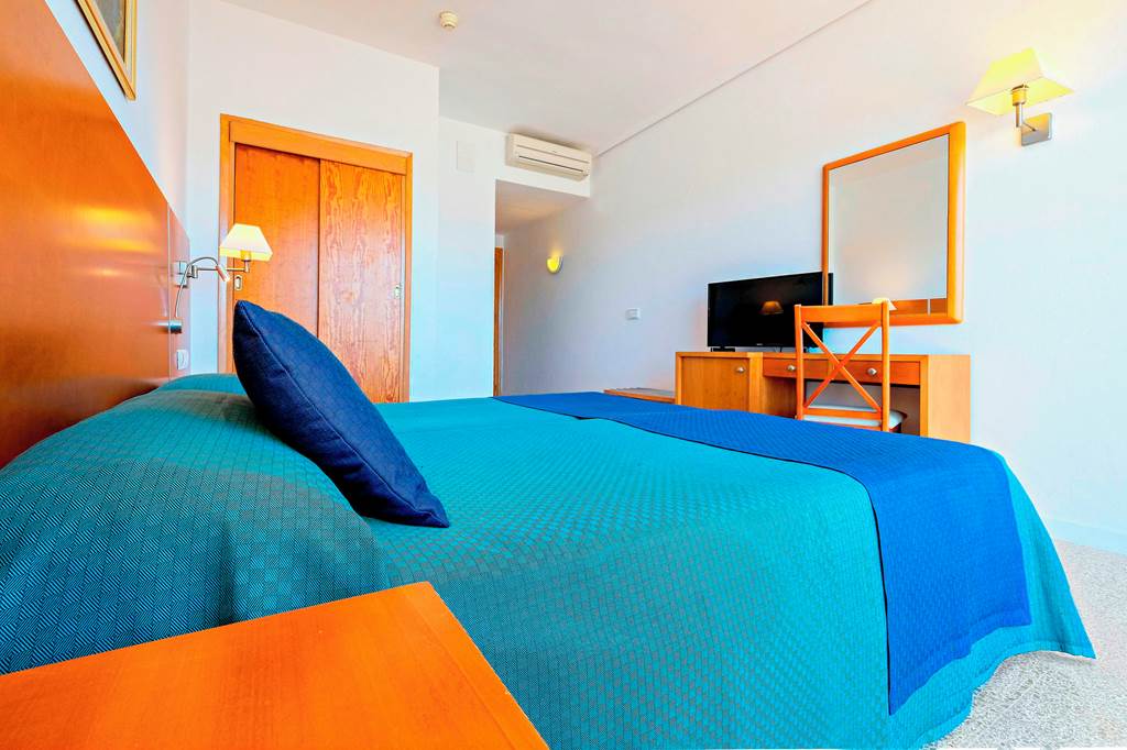 IBZ_1719_Azuline_S'Anfora_&_Fleming_Hotel_0619_06.jpg