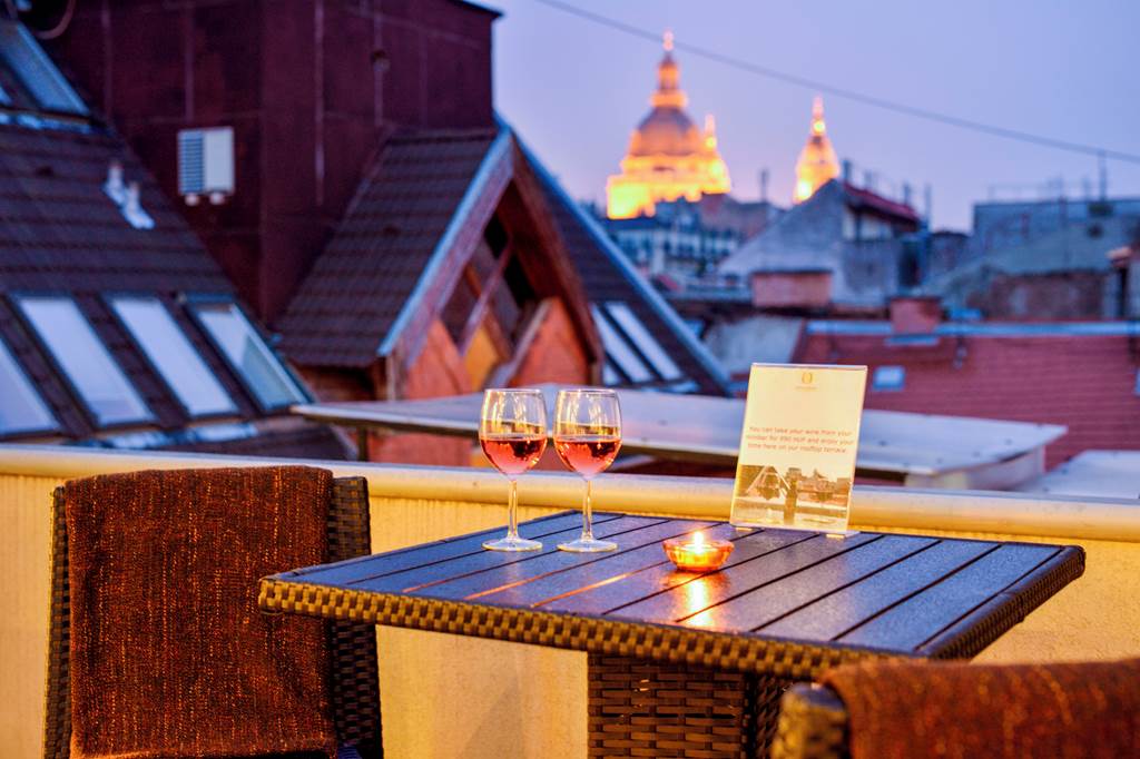 BUD_73899_Opera_Garden_&_Apartments_Hotel_0821_12.jpg