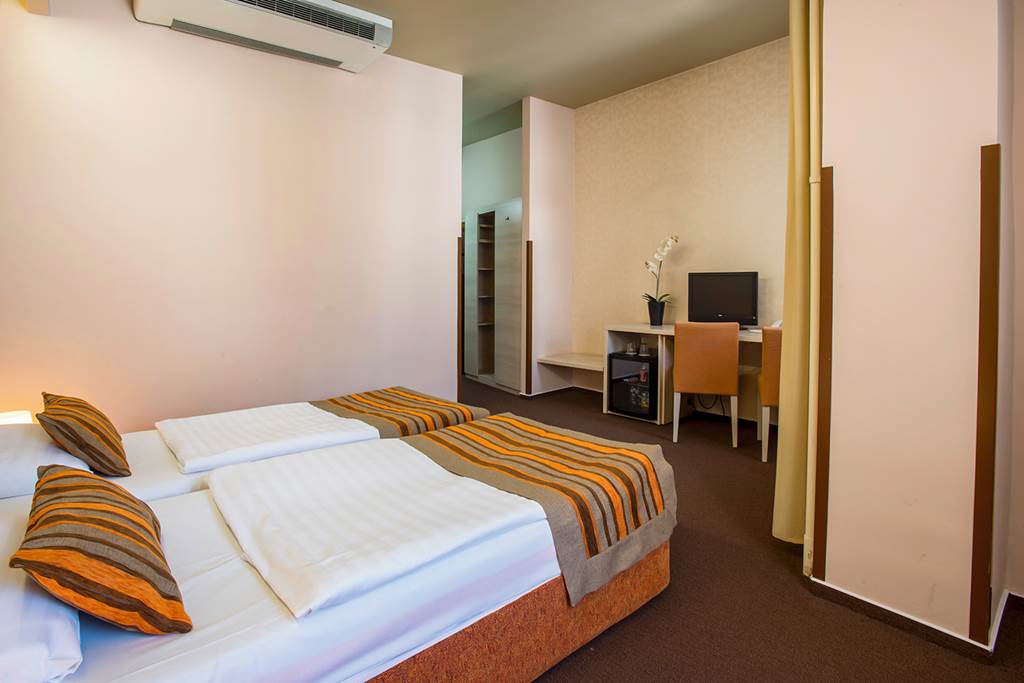 BUD_77202_Star_City_Hotel_1021_09.jpg