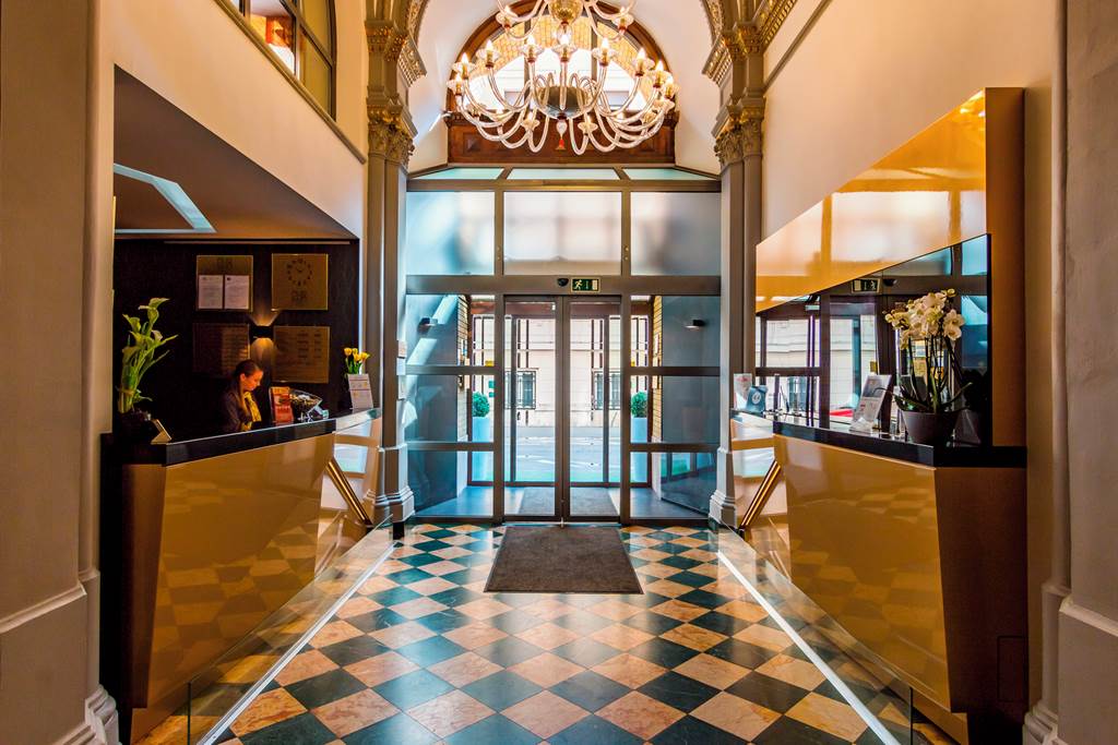 BUD_72824_Hotel_Museum_Budapest_0523_08.jpg
