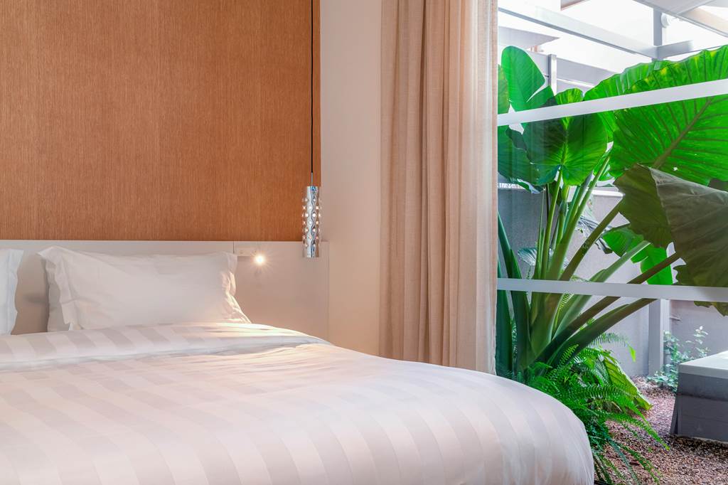 ATH_83655_Athens_Hill_Luxury_Apartments_0723_04.jpg