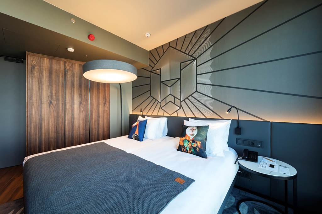 BUD_78427_Hotel_clark_0418_07.jpg