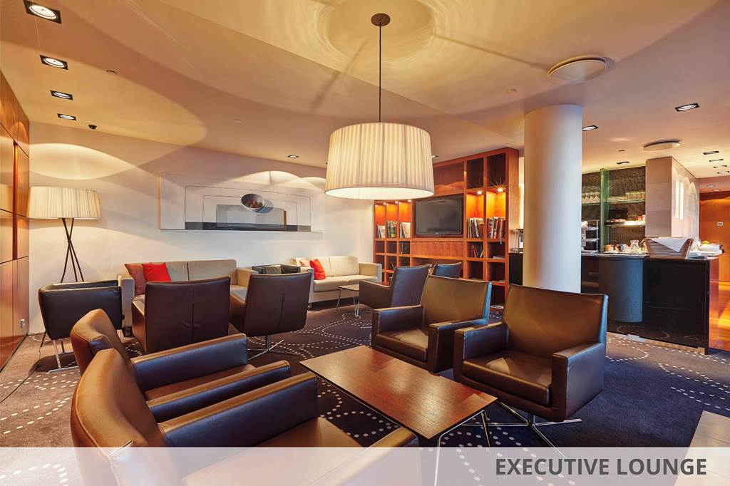 KEF_70872_Hilton_Reykjavic_Nordica_1022_02.jpg