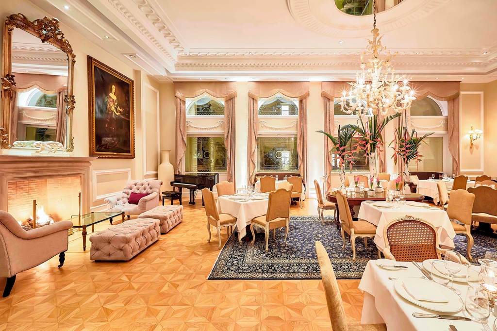 ATH_83535_King_George_a_Luxury_Collection_Hotel_0123_02.jpg