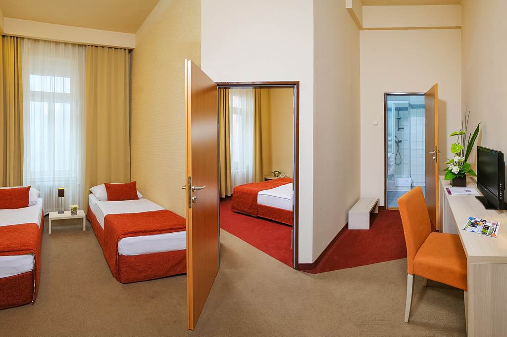 BUD_77202_Star_City_Hotel_1117_08.jpg