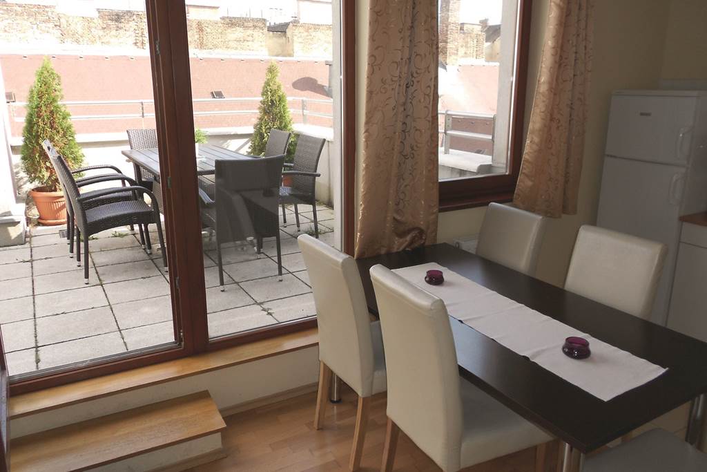 BUD_72442_trendy_deluxe_apartments_0818_01.jpg