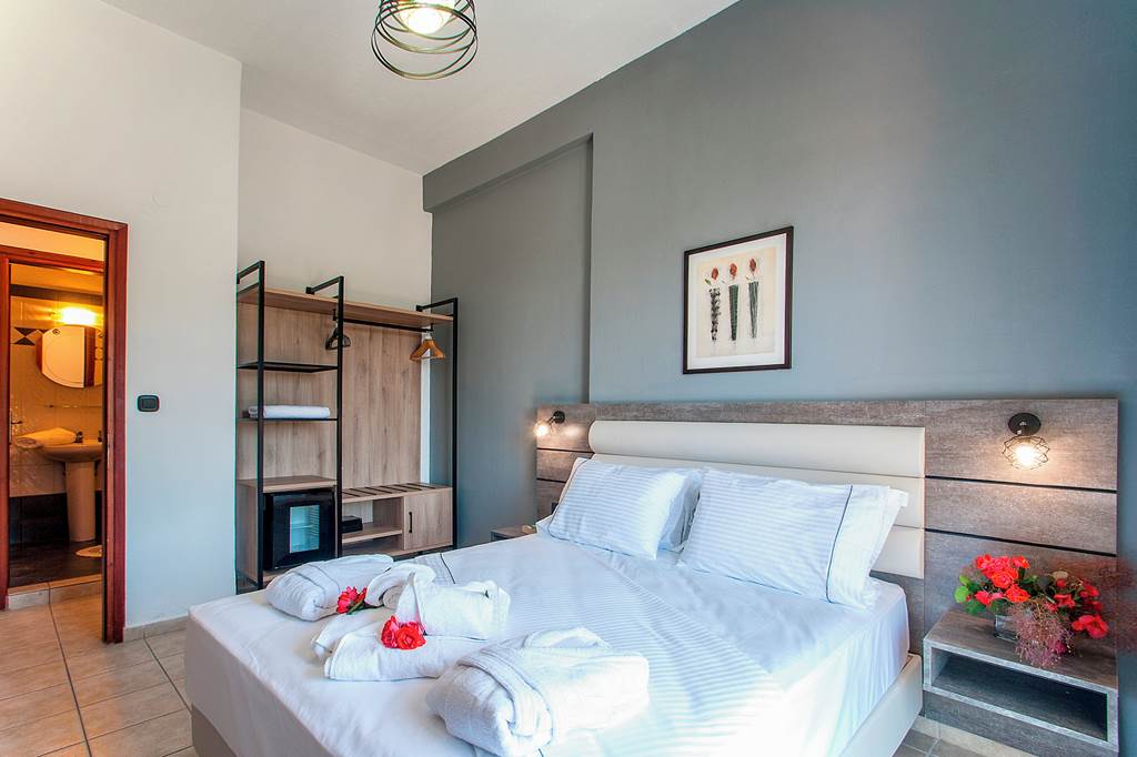 JSI_82488_Hermes_Apartments_0822_05.jpg