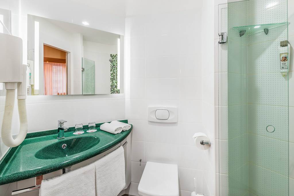 BUD_72109_Hotel_Ibis_Budapest_City_0623_01.jpg