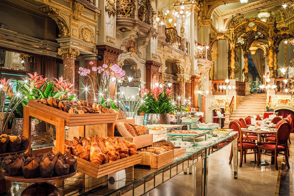 BUD_70703_Anantara_New_York_Palace_Budapest_Hotel_0624_02.jpg