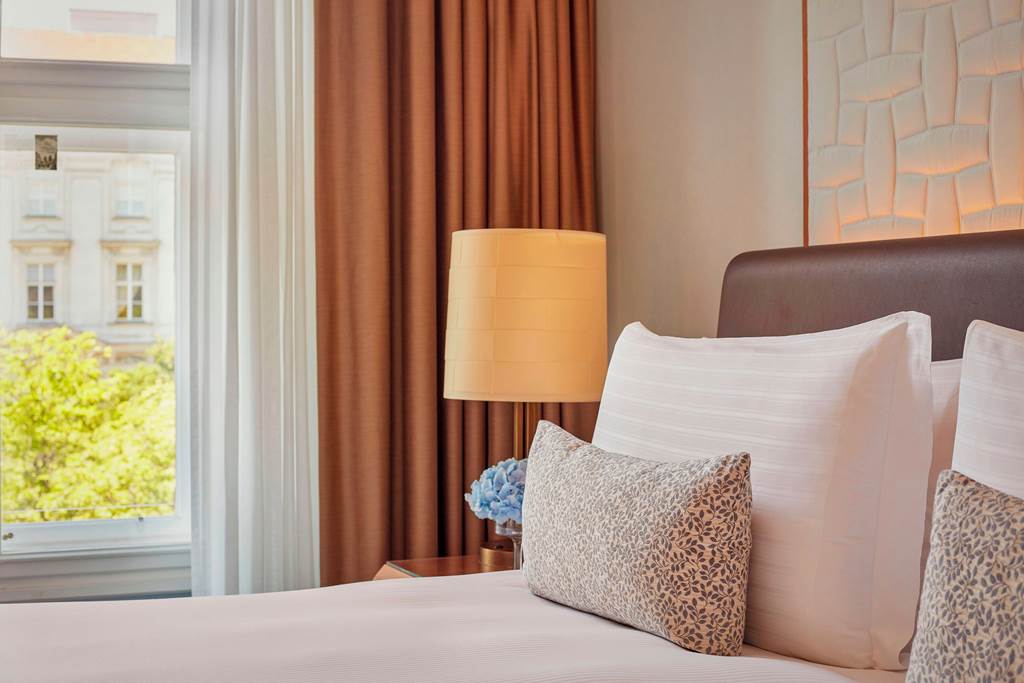 VIE_71685_The_Ritz_-_Carlton_Vienna_0823_08.jpg