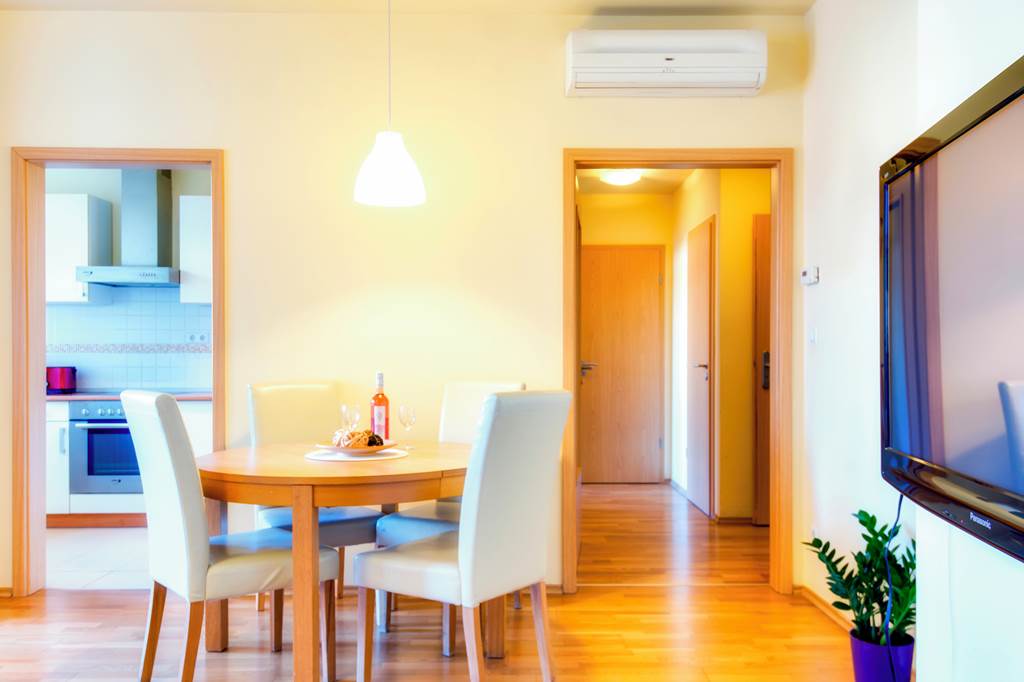 BUD_72442_Trendy_Deluxe_Apartments_0519_12.jpg