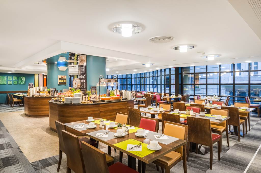 BUD_72127_Mercure_Budapest_City_Centre_0918_09.jpg