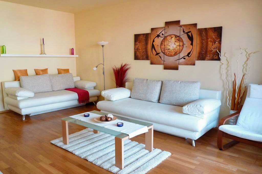 BUD_72442_Trendy_Deluxe_Apartments_0121_01.jpg
