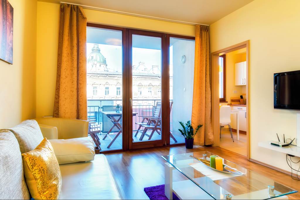 BUD_72442_Trendy_Deluxe_Apartments_0519_17.jpg