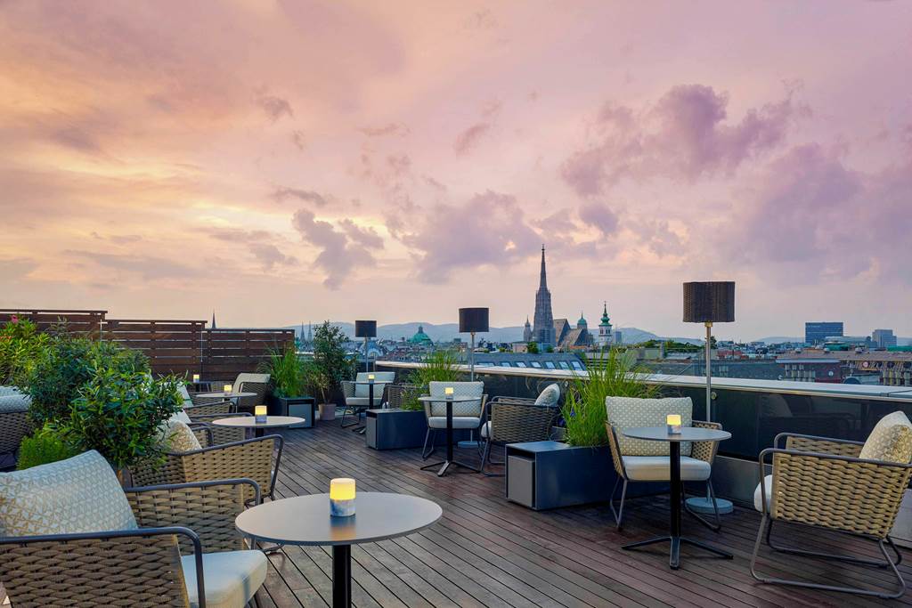 VIE_71685_The_Ritz_-_Carlton_Vienna_0823_03.jpg