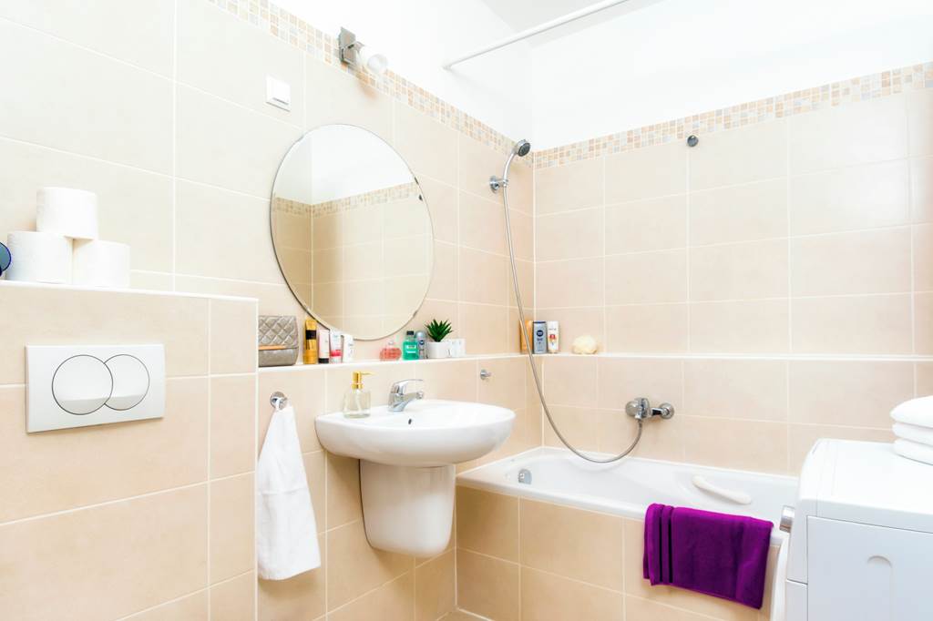 BUD_72442_Trendy_Deluxe_Apartments_0519_16.jpg