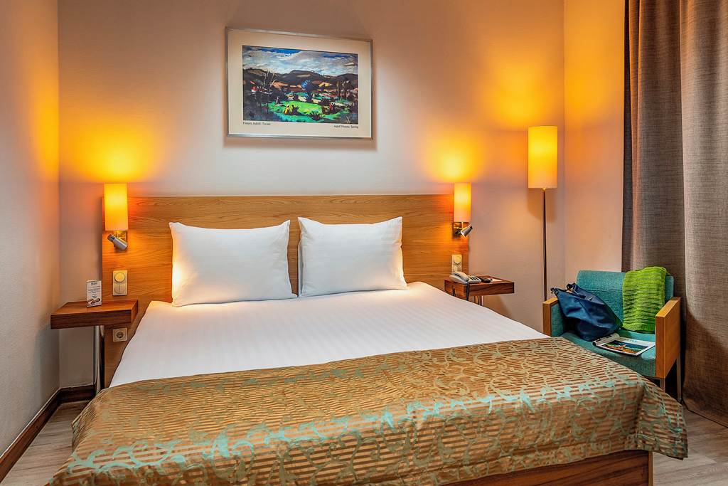 BUD_72564_The_Three_Corners_Hotel_Bristol_1119_03.jpg