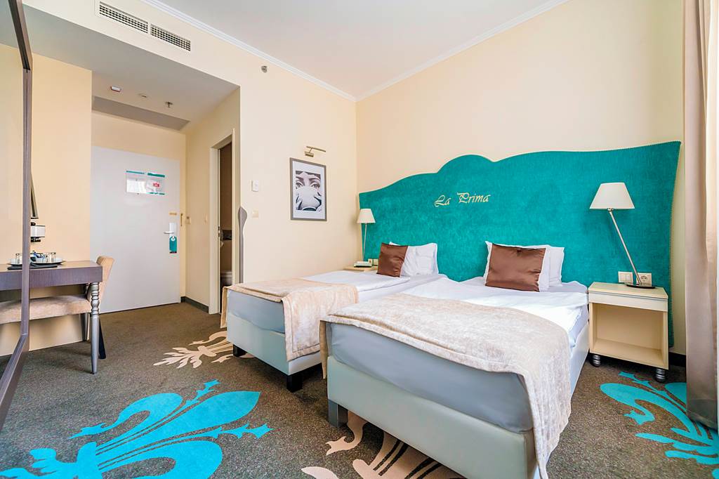 BUD_70692_La_Prima_Fashion_Hotel_1021_03.jpg