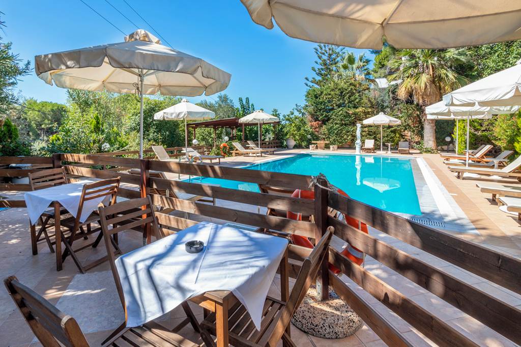 JSI_81860_Villa_Miltos_1021_01.jpg