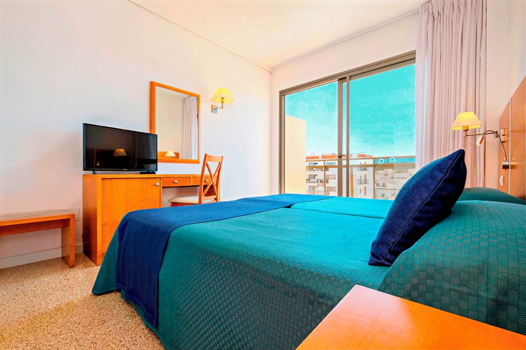 IBZ_1719_Azuline_S'Anfora_&_Fleming_Hotel_0619_03.jpg