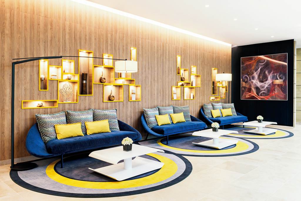 BUD_3966_Danubius_Hotel_Helia_0520_03.jpg