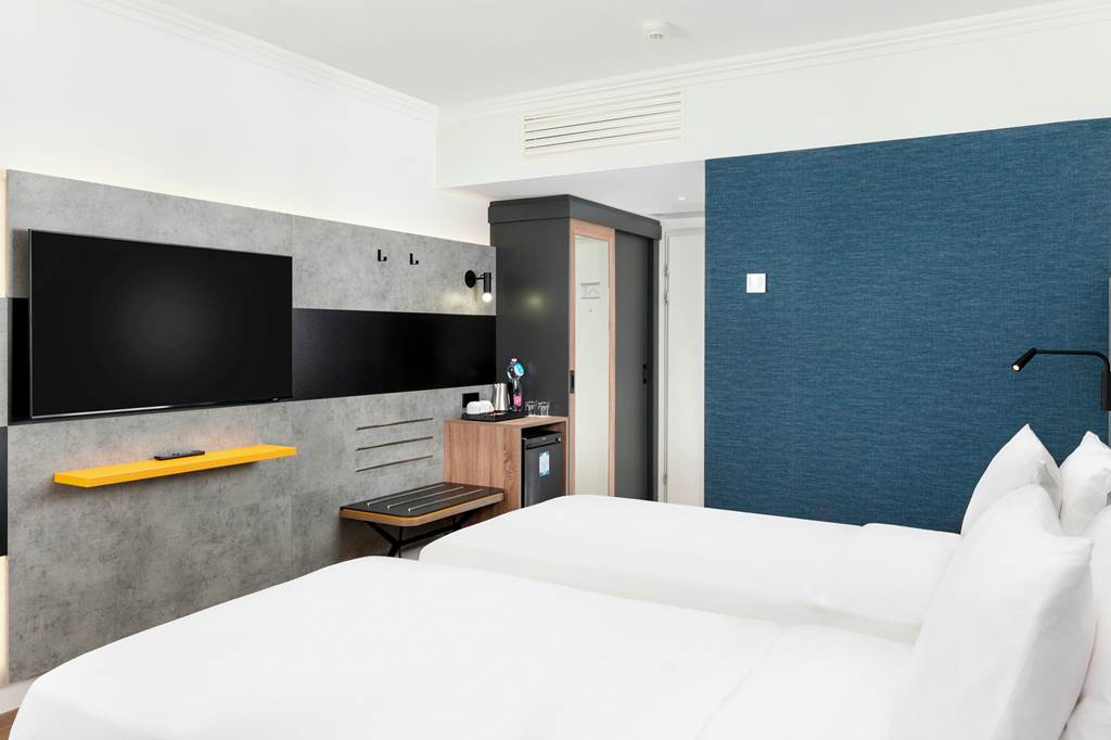 BUD_3966_Danubius_Hotel_Helia_0424_02.jpg