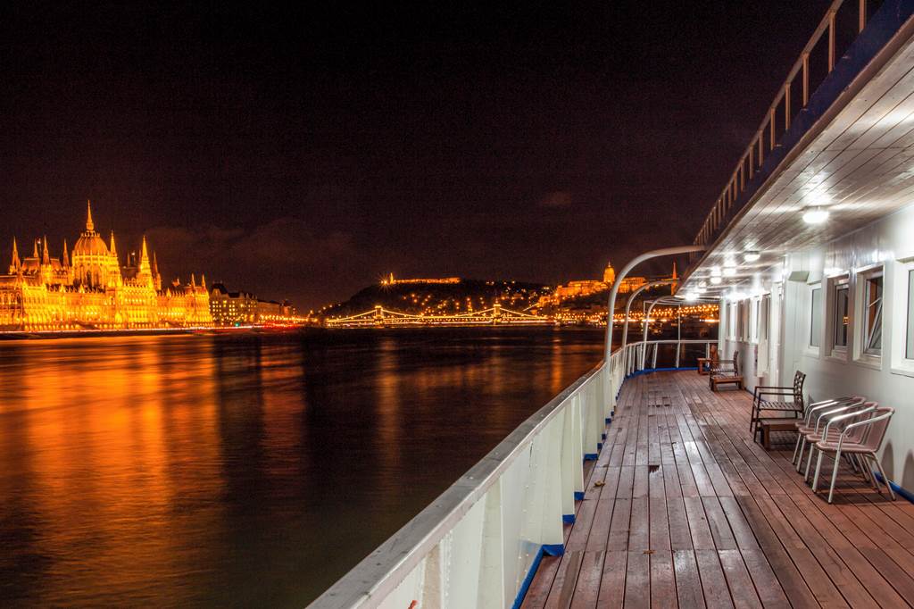 BUD_87995_Grand_Jules_Boat_Hotel_0824_06.jpg