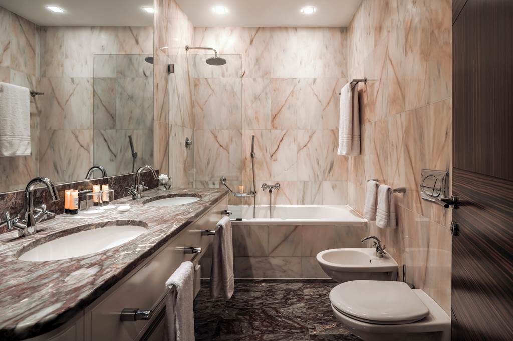 BUD_70703_Anantara_New_York_Palace_Budapest_Hotel_0225_14.jpg