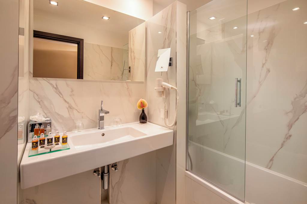 BUD_69734_Continental_Hotel_Budapest_0122_14.jpg