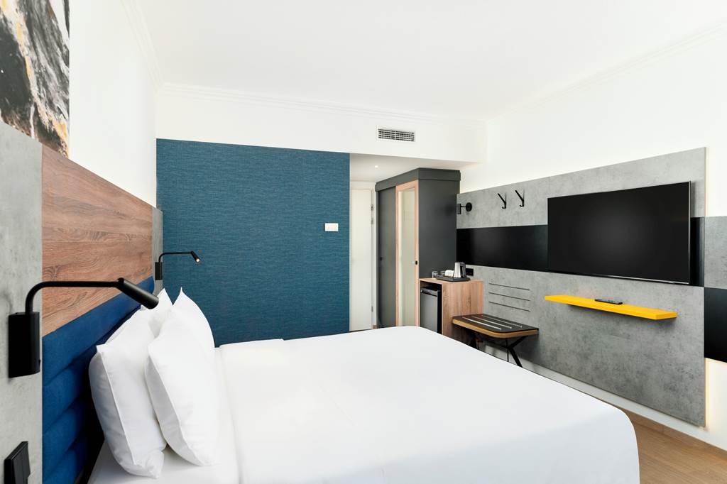 BUD_3966_Danubius_Hotel_Helia_0424_08.jpg