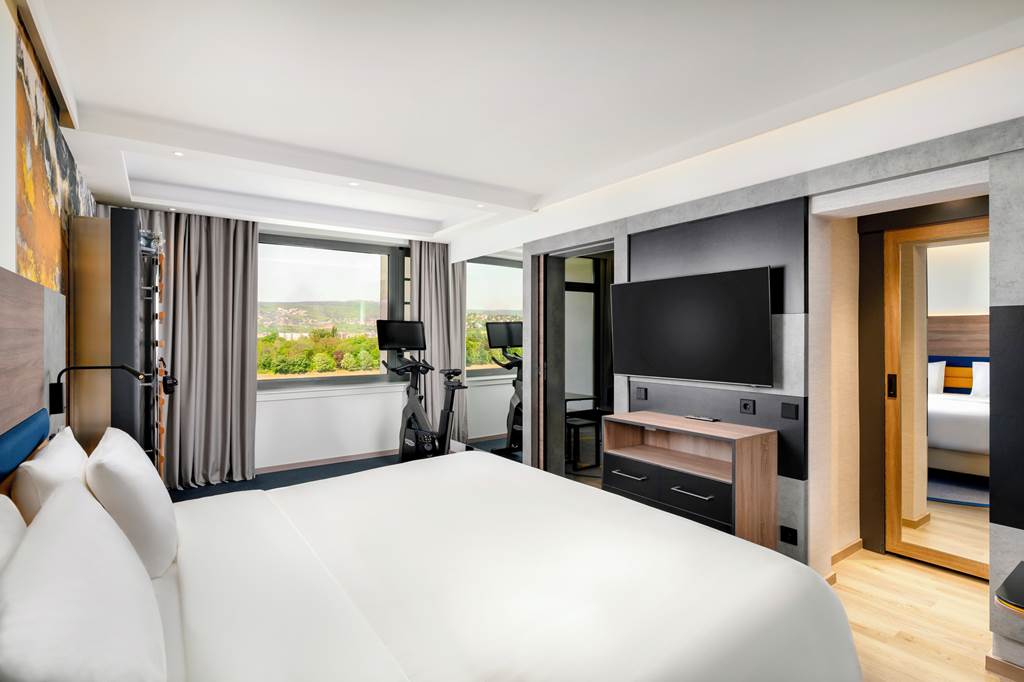 BUD_3966_Danubius_Hotel_Helia_0524_04.jpg