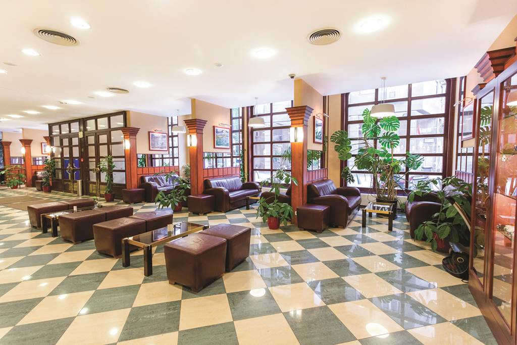 BUD_3969_HTL_Erzsebet_City_Centre_0715_11.jpg