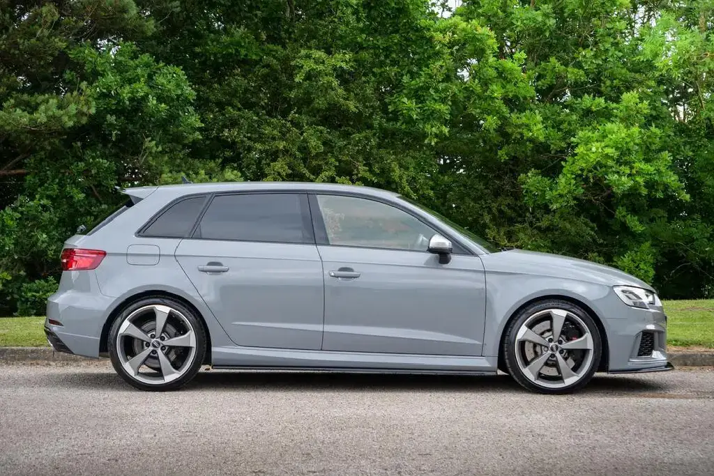 2019 Audi RS3