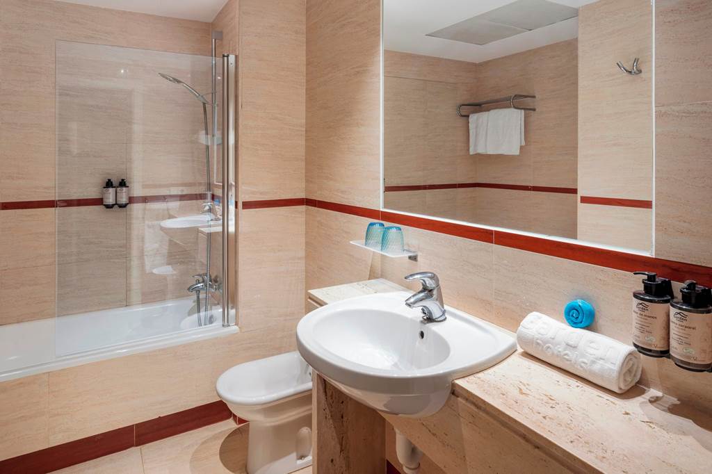 IBZ_70689_Tropic_Garden_Hotel_Apartments_0524_013.jpg