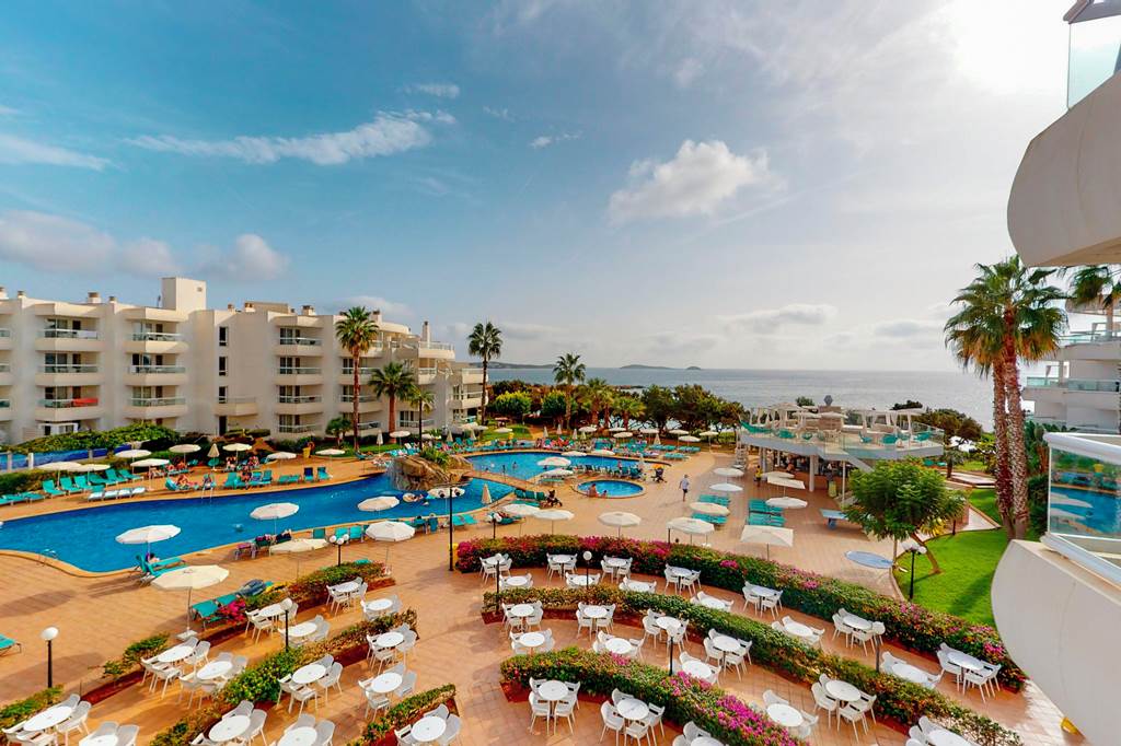 IBZ_70689_Tropic_Garden_Hotel_Apartments_0524_02.jpg