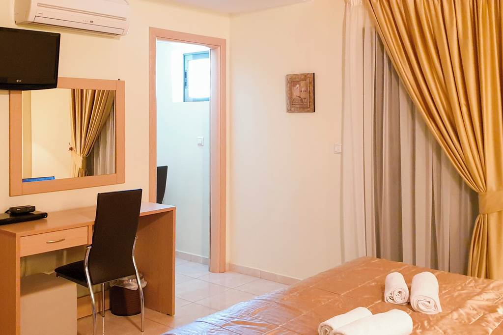 PVK_80643_Eleana_Hotel_0924_04.jpg
