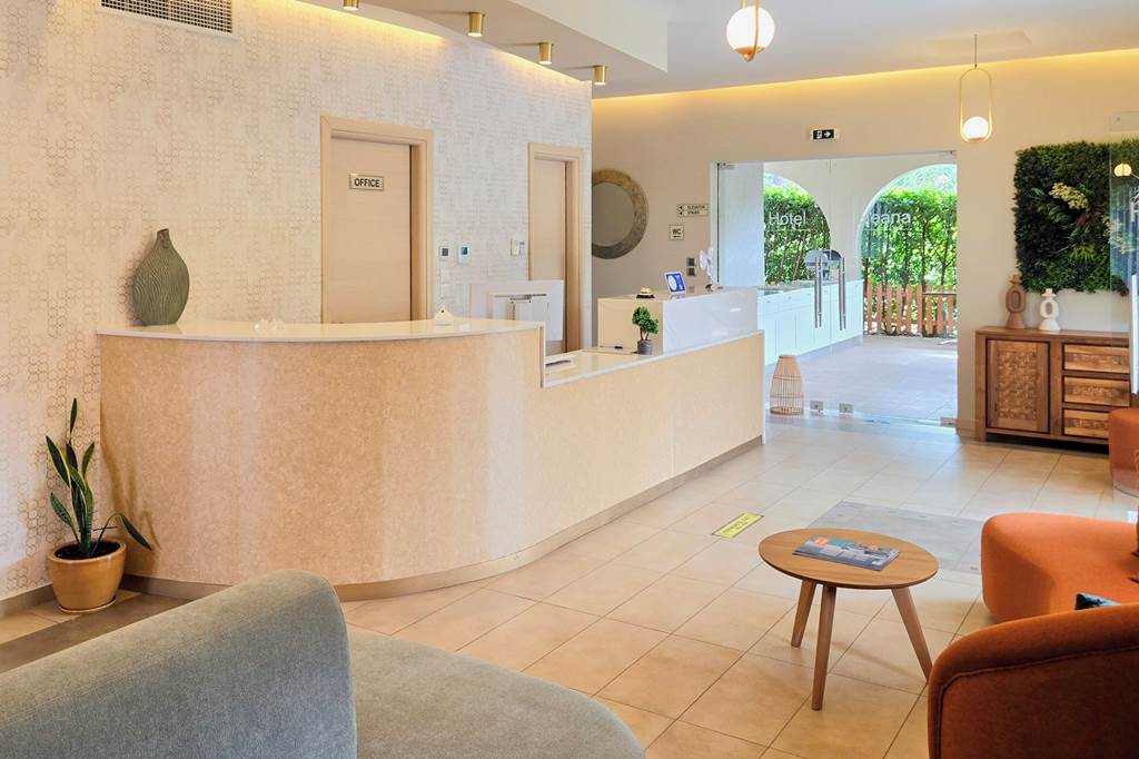 PVK_80643_Eleana_Hotel_0924_02.jpg