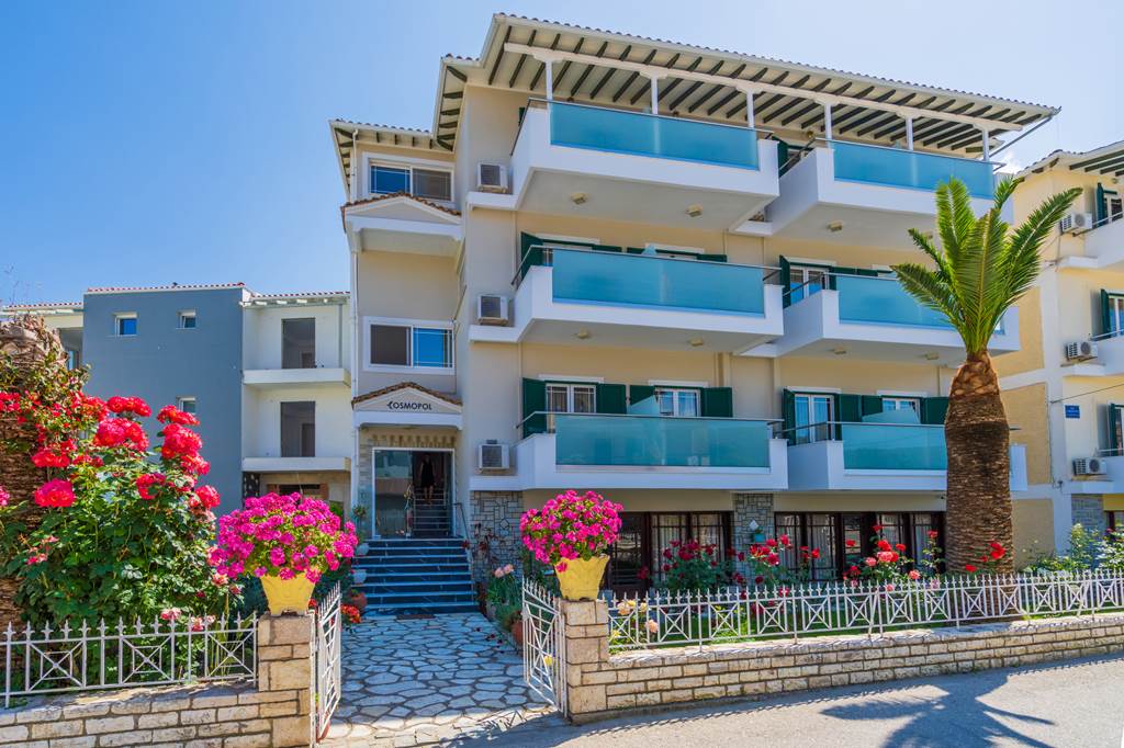 PVK_80568_Cosmopol_Hotel_0622_01.jpg