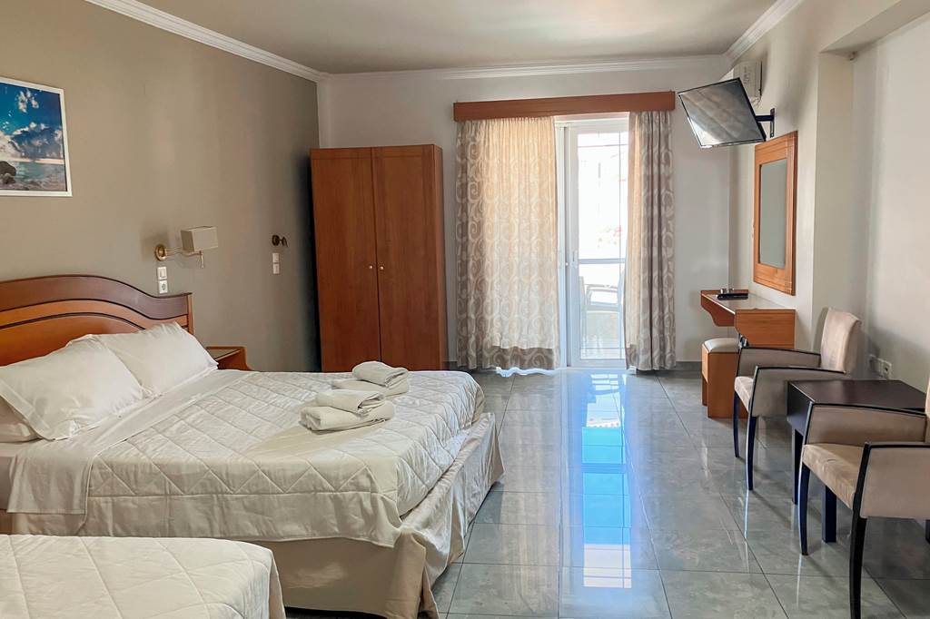 PVK_80568_Cosmopol_Hotel_0624_03.jpg