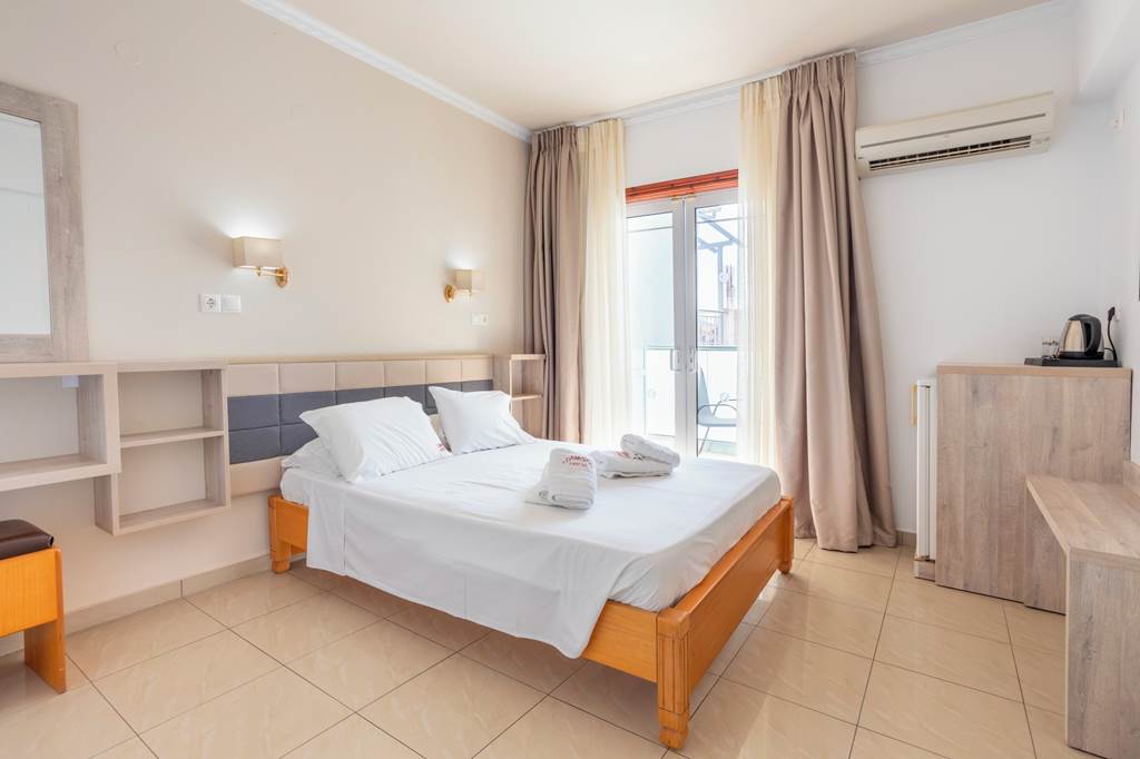 PVK_80568_Cosmopol_Hotel_1023_01.jpg