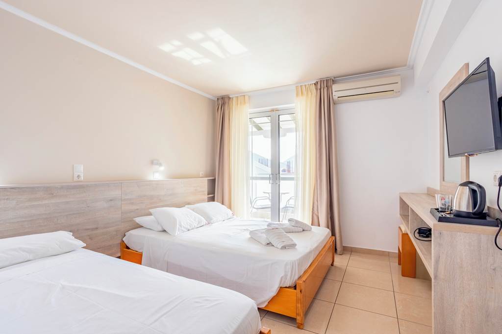 PVK_80568_Cosmopol_Hotel_1023_03.jpg