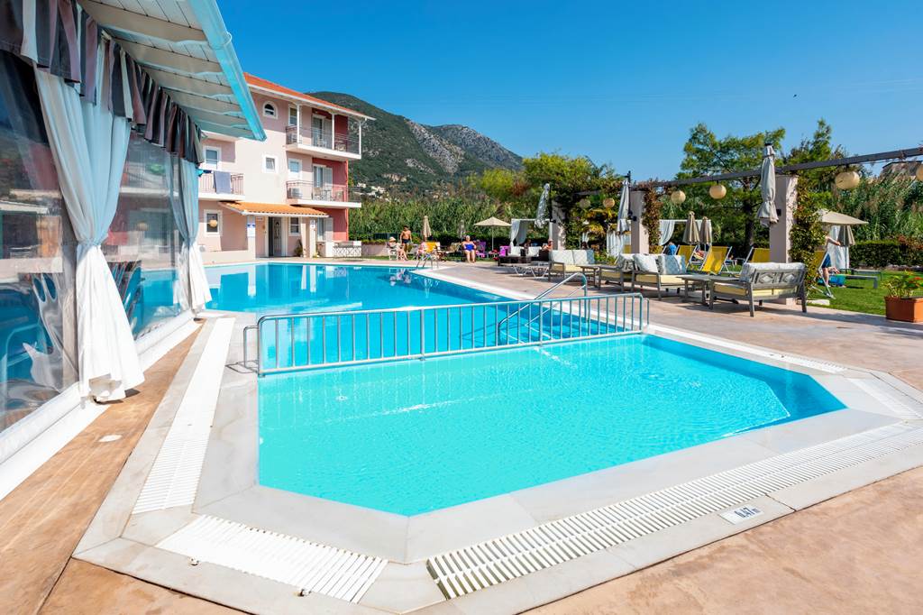 PVK_80463_GGeorge_Hotel_1023_06.jpg