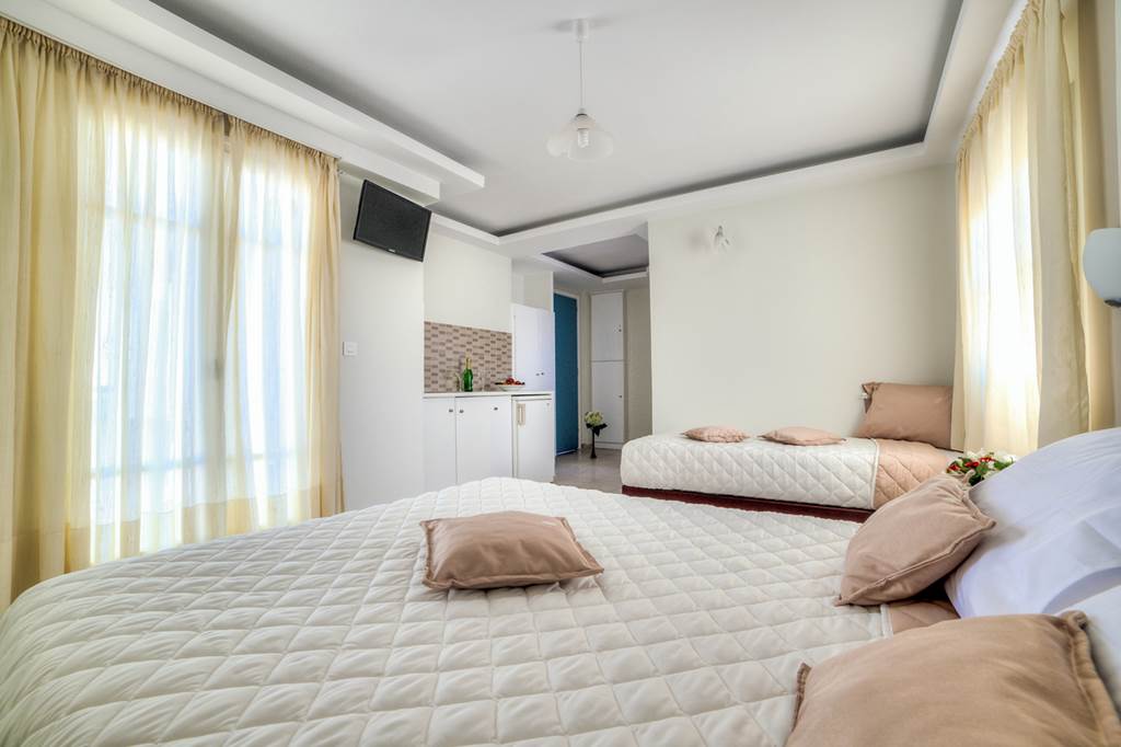 JTR_84579_Villa_Olympia_Perivolos_1122_17.jpg